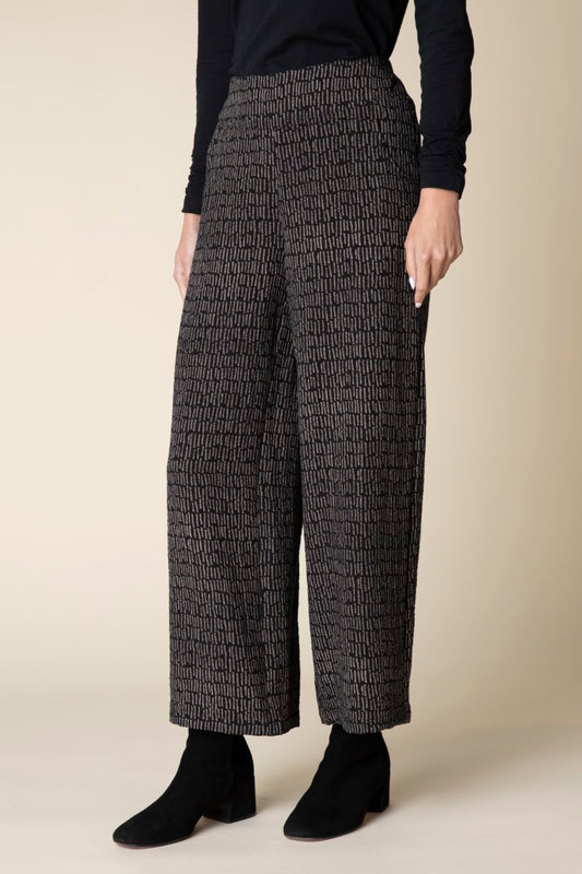 Express Lines Relaxed Ankle Pant