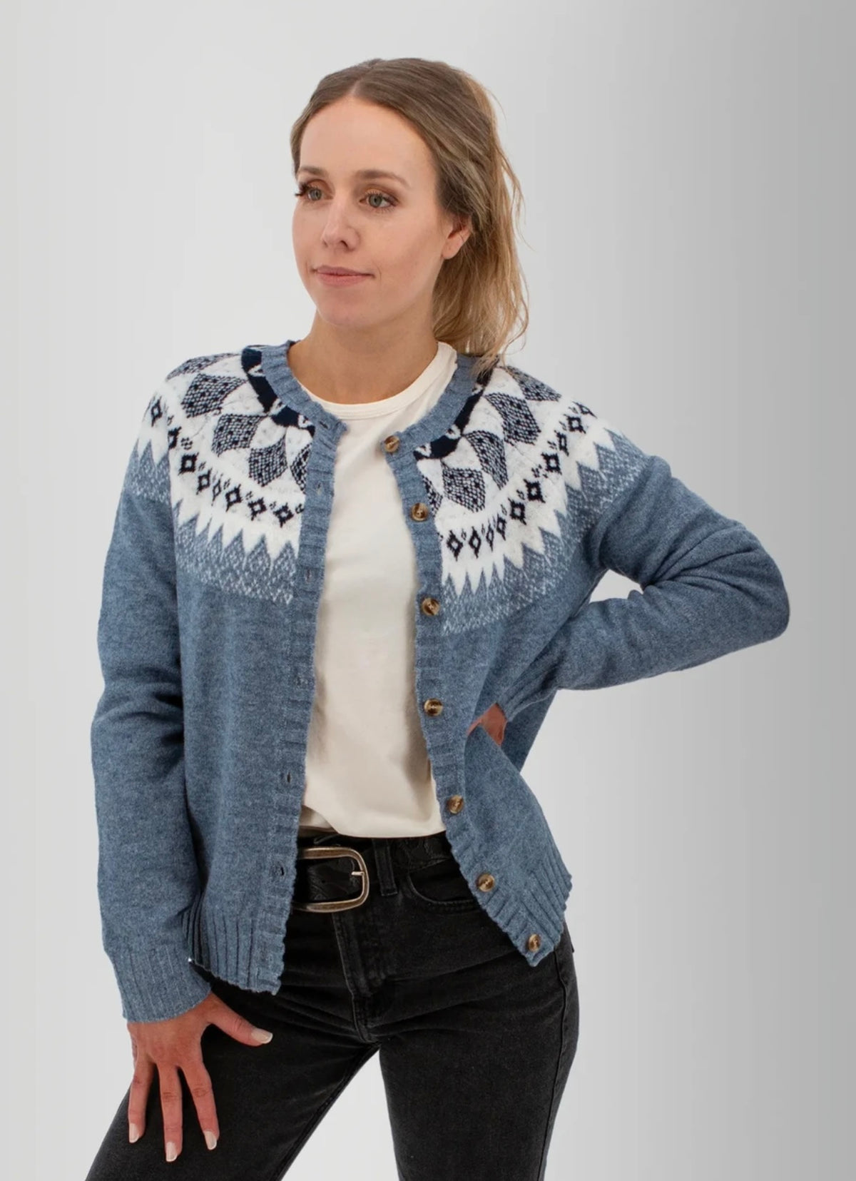 Reine Cardigan