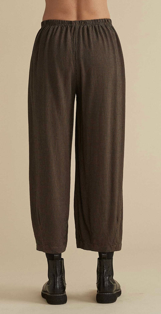 Crop Pant with Dart