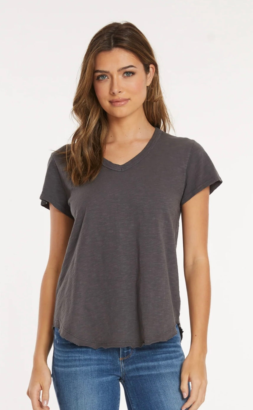 V-Neck Tee W/Curve Hem