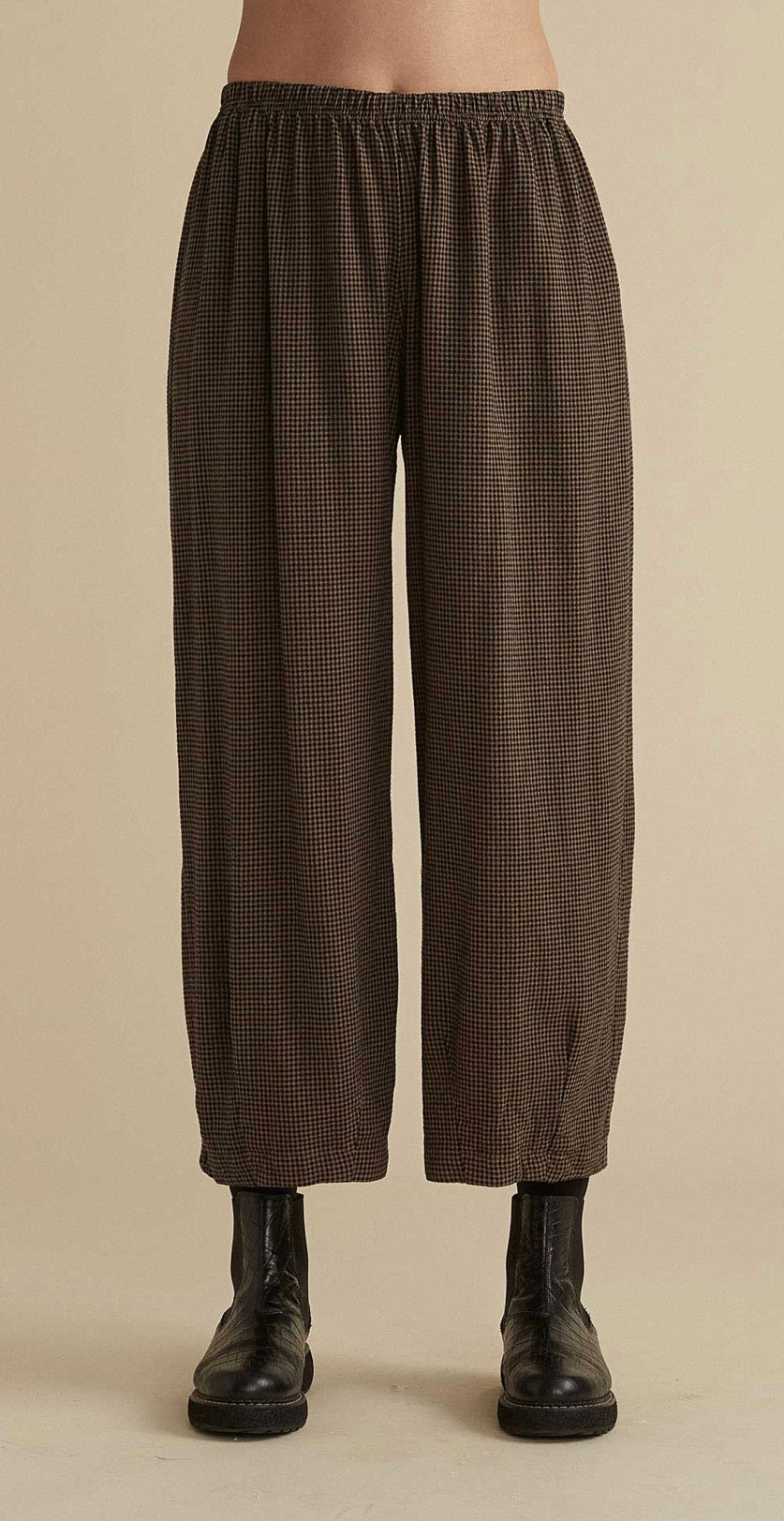 Crop Pant with Dart